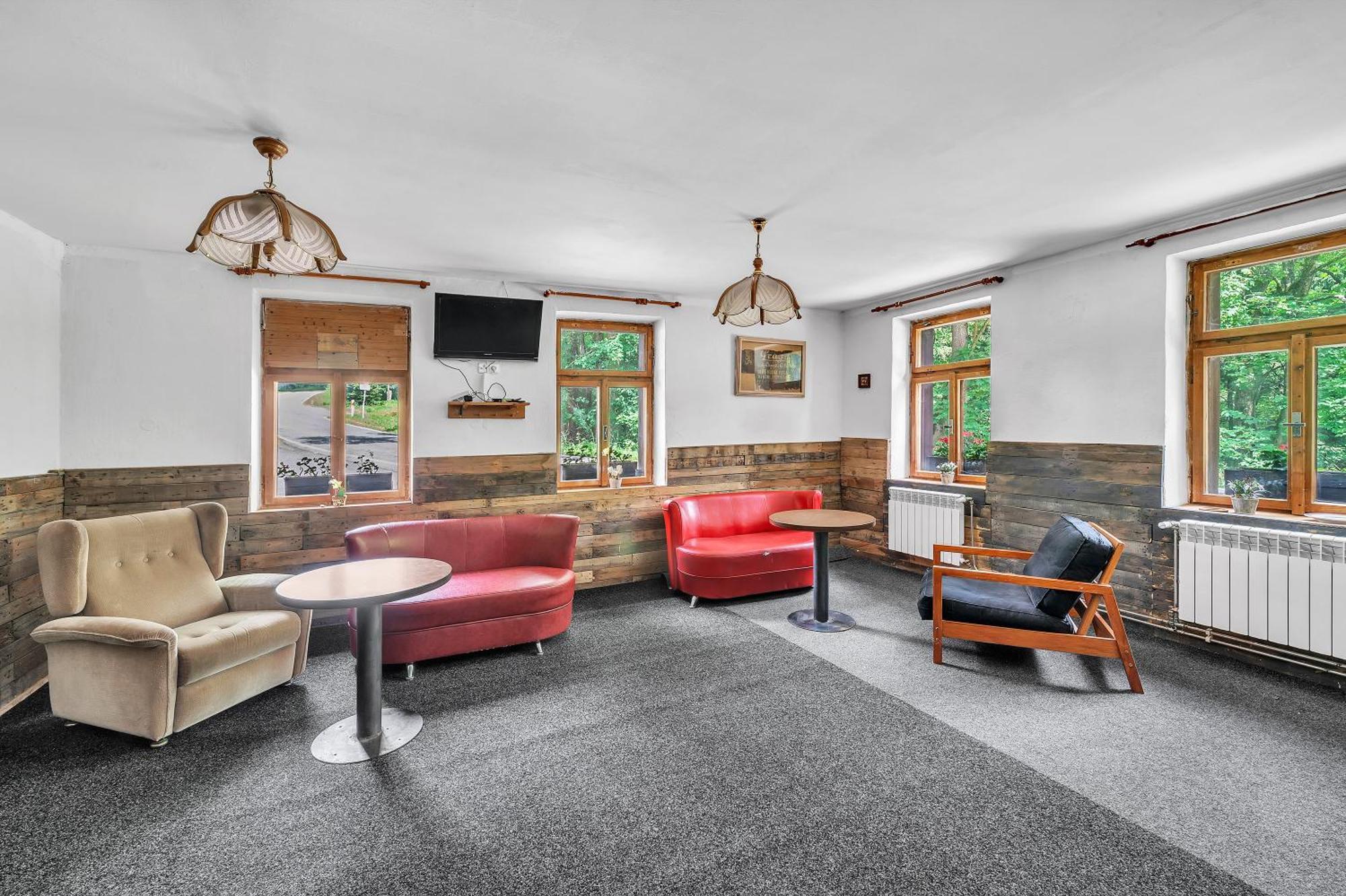 Apartman Pod Marianskou Horou Десна Экстерьер фото