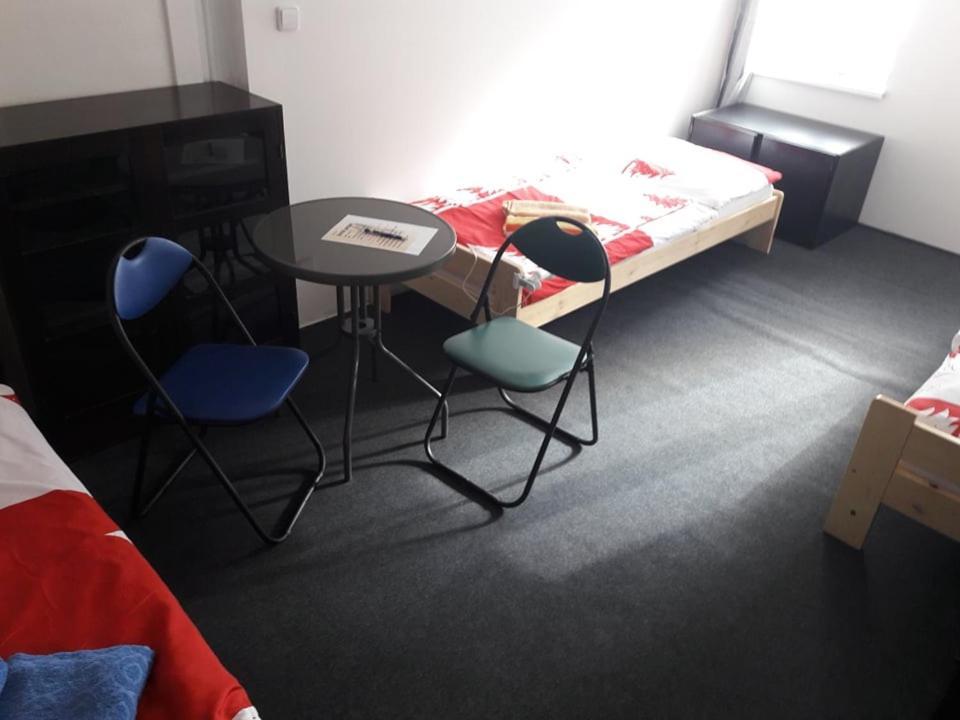 Apartman Pod Marianskou Horou Десна Экстерьер фото